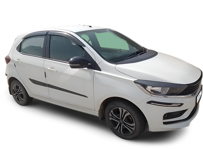 Tata Tiago-img